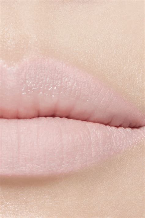 chanel lip pencil 152.